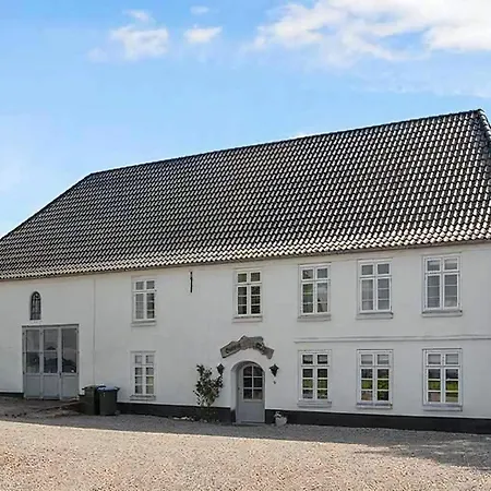 Large Near Holiday home Tonder