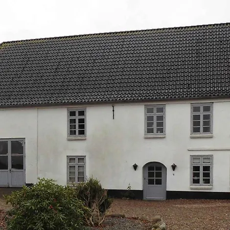 Large Near Holiday home