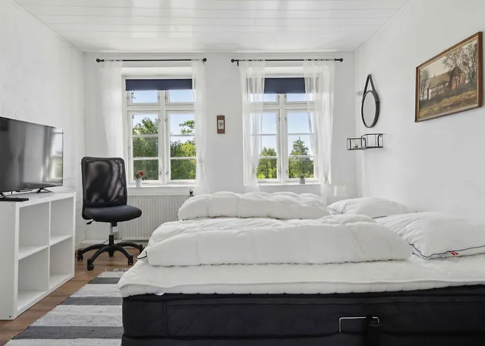 Semesterbostad Large Near Tønder